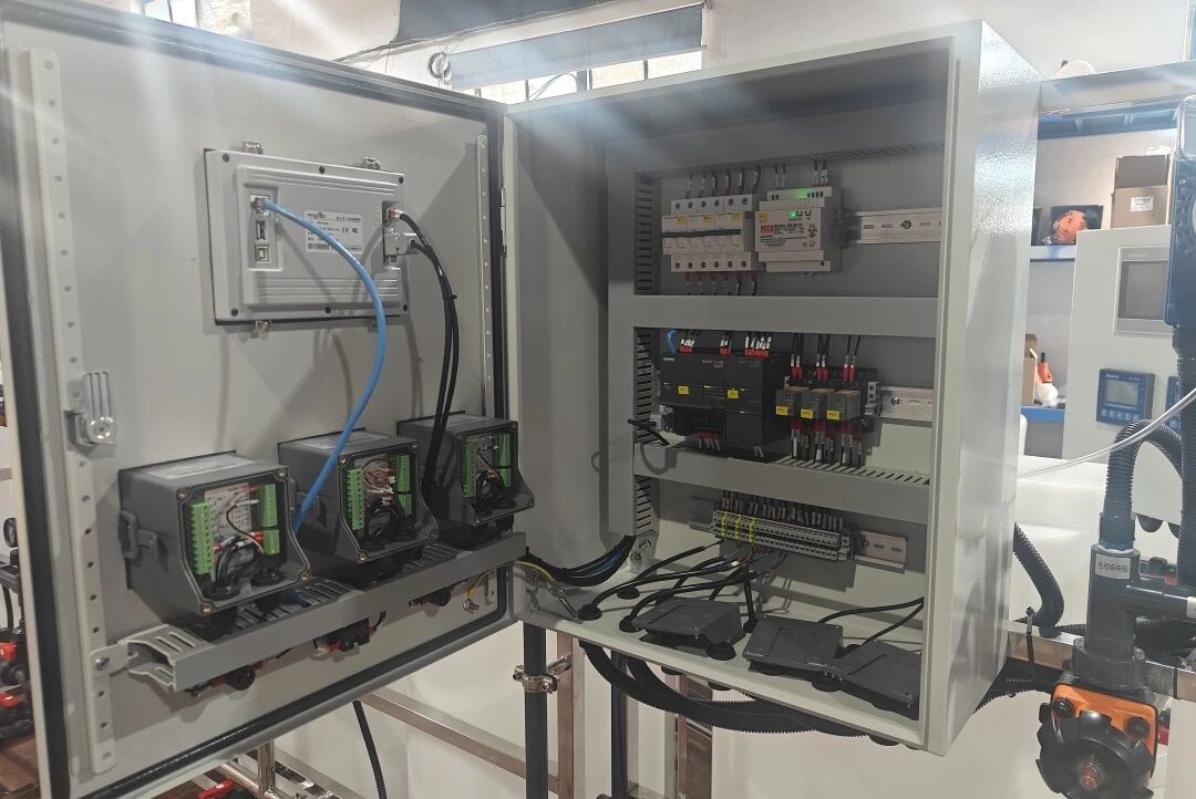 1766385516333712.jpg 1766385516333712.jpg